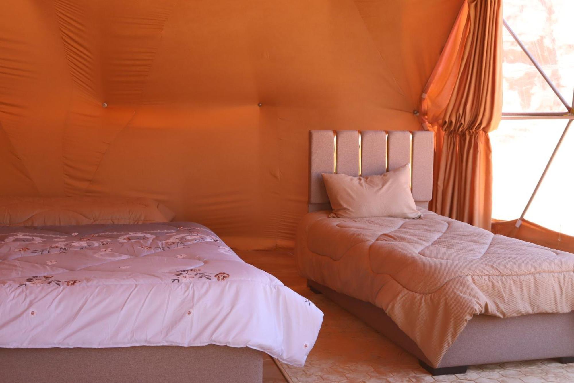 Wadi Rum Bubble Camp & Tour Exterior photo